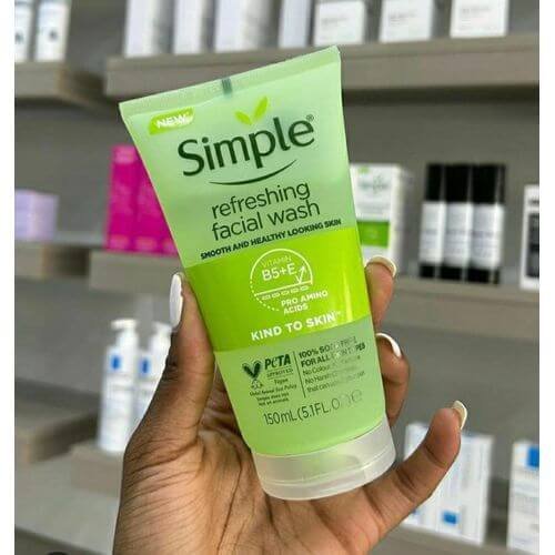 Simple refreshing facial wash